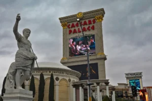 Iconic Las Vegas Strip landmark that has delighted visitors for nearly 40 years to be torn down
