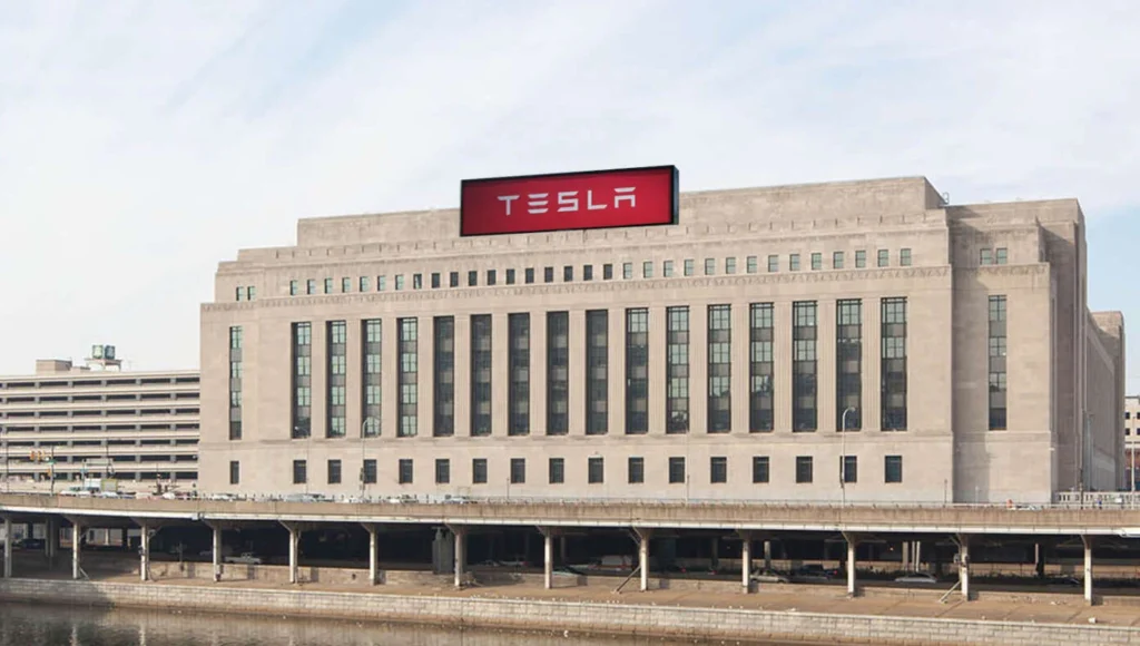 Elon Musk Disguises IRS Building As Tesla Dealership So Democrats Will Burn It Down