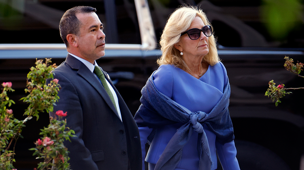 Jill Biden ‘work husband’ pleads Fifth Amendment, dodges House GOP cover-up probe questions in Joe Biden’s mental decline