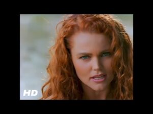 Belinda Carlisle – “Leave A Light On” (1989)
