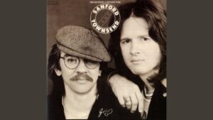 Sanford-Townsend Band – “Smoke From A Distant Fire” (1976)
