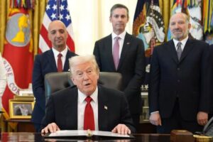 Trump Unveils Deal to Expand Coverage, Lower Costs on Obesity Drugs