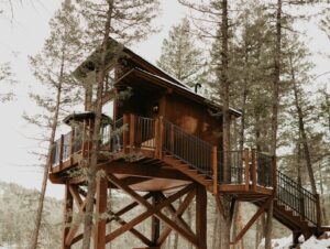 Colorado’s First Treehouse Hotel Is Open (and Gorgeous)