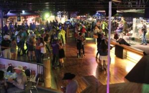 ‘Largest bar in Wyoming’ announces closure
