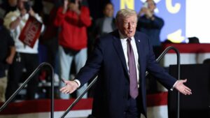 Trump predicts Democrats will shut down government in January over Obamacare premiums: ‘They’re beholden to the insurance companies’