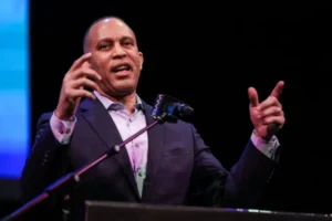 Reynolds: With anti-ICE fury, Democrats are playing with fire