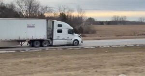 INVASION USA: Semi-Truck Seen Speeding Down the Wrong Way on Missouri Highway Is Owned by Somali in Minnesota Named Abdiwali Ahmed