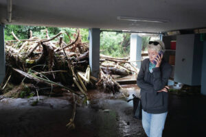 Clean ups to Manoa and Palolo communities and Ala Wai canal following flooding