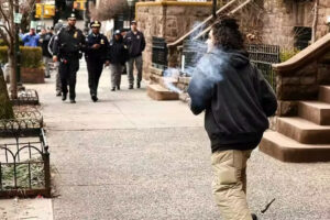 INVASION USA: Counter-protester lights explosive amid anti-Mamdani protest, utters ‘Allahu Akbar’ — but NYC mayor rips ‘bigotry and racism’