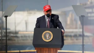 Trump Calls New $300B Texas Refinery a ‘Massive Win’