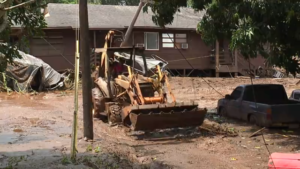 Waialua residents face devastating aftermath of storm