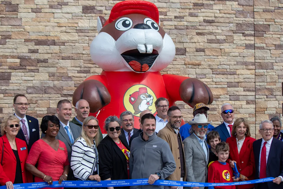Ohio high school senior’s unique Buc-ee’s photoshoot