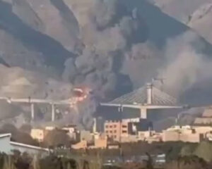 Trump warns Iran to ‘make a deal’ as country’s largest bridge tumbles from US strike