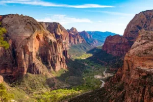 Hiker dead after fall from Angels Landing Trail in Zion National Park