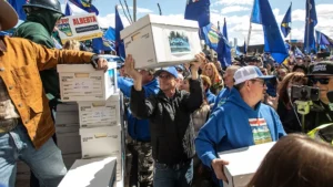 ‘HISTORIC’ DAY: Oil-rich province Alberta could hold vote on leaving Canada as early as October