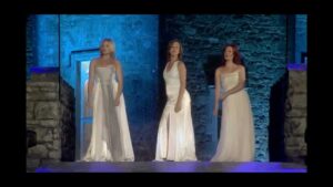 Celtic Woman – “Orinoco Flow” (2005)