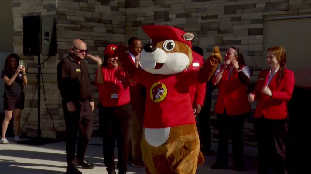 Tattoos, tents and Beaver Nuggets: Buc-ee’s mania arrives in Arizona