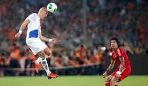 Former Soccer Players Show Brain Shrinkage