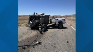 Head-on crash on I-70 near Utah border kills 1, injuries 5 people
