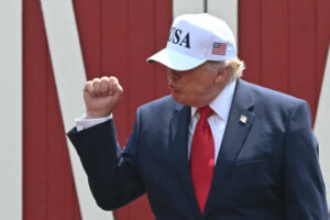 TRUMP EFFECT: The U.S. Workforce Is Becoming More American — Native-Born Population Up 2.1M