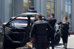 Waymo drives straight to San Mateo police station as 15-year-old passengers get drunk, fire toy guns from vehicle