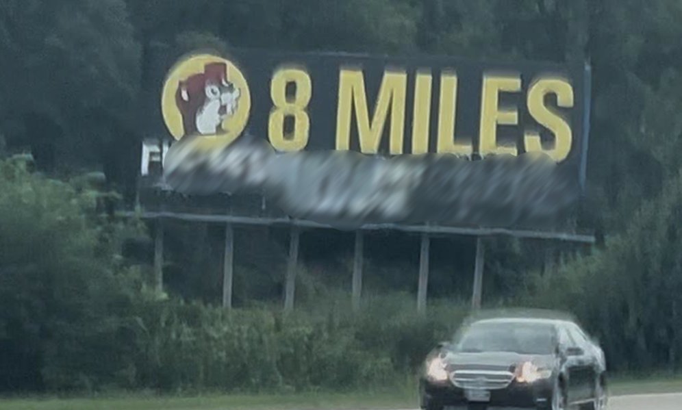 Buc-ee’s billboard vandalized as ‘F**-ee’s’ amid controversial lawsuit in Ohio