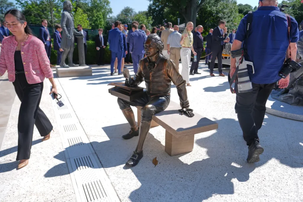 Colorado sculptor’s gift is part of Trump’s redesigned Rose Garden