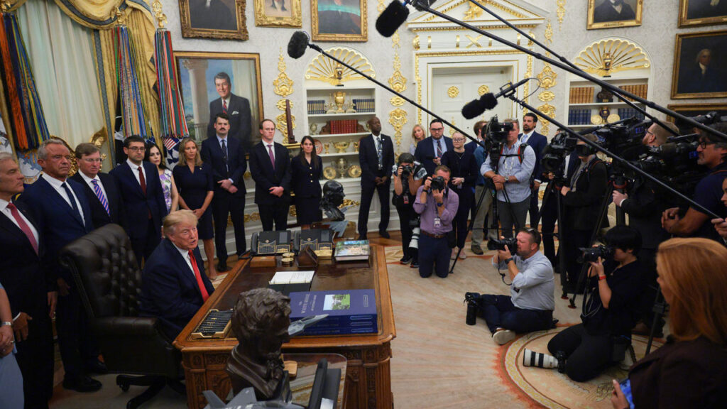 Tim Graham: Reporters Pretend They Represent All of America