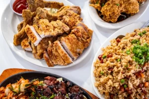 Side Street Inn Just Opened in the Old Westman Café/Bills Waikīkī Spot