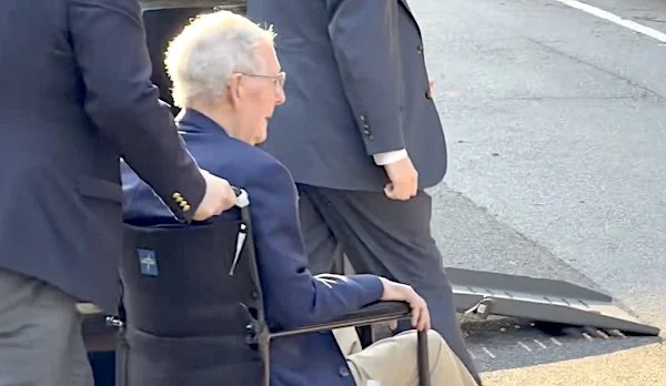 WATCH: Mitch McConnell seen for first time in more than THREE MONTHS after U.S. Capitol Police rush to his home