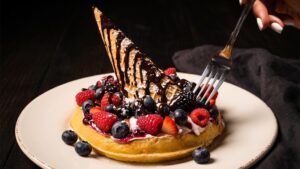 Jason Aldean’s Kitchen + Bar in Las Vegas now serves brunch