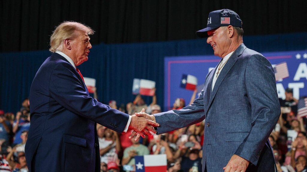 TOP HONOR: Roger Clemens thought he was only introducing Trump — then came a presidential surprise